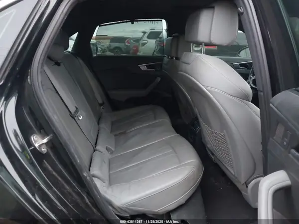 WAUFNAF4XHN042747 2017 AUDI A4 - Image 8