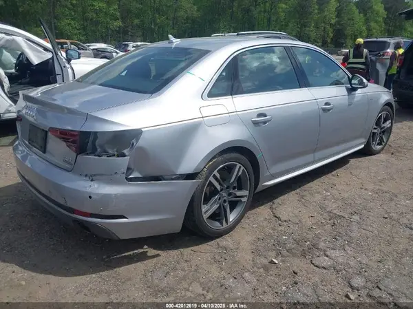 WAUFNAF4XJA131702 2018 AUDI A4 - Image 2