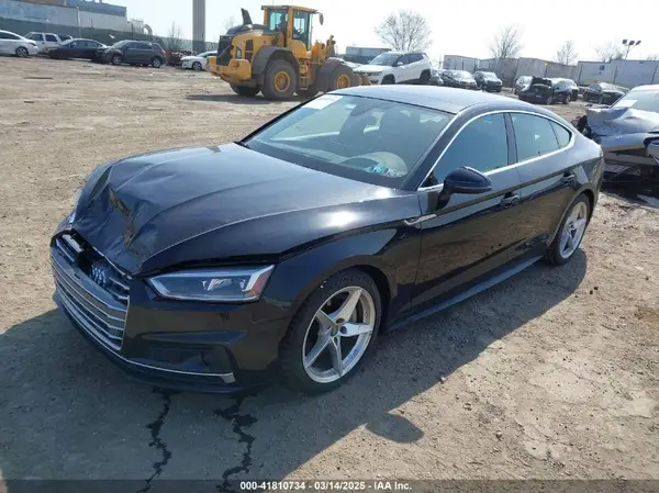 WAUFNCF50JA010472 2018 AUDI A5 - Image 2