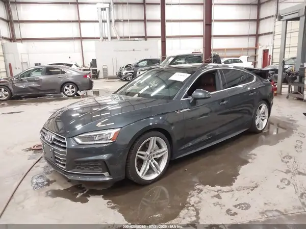 WAUFNCF50JA010570 2018 AUDI A5 - Image 2