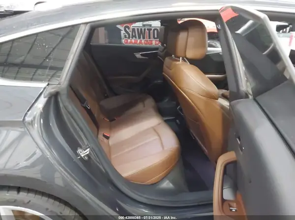 WAUFNCF50JA010570 2018 AUDI A5 - Image 8