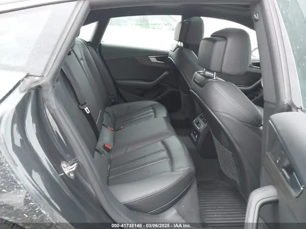 WAUFNCF50KA010327 2019 AUDI A5 - Image 8