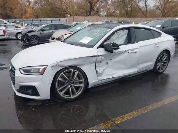WAUFNCF50KA039620 2019 AUDI A5 - Image 2
