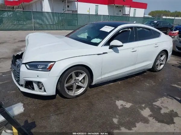 WAUFNCF54JA040364 2018 AUDI A5 - Image 2
