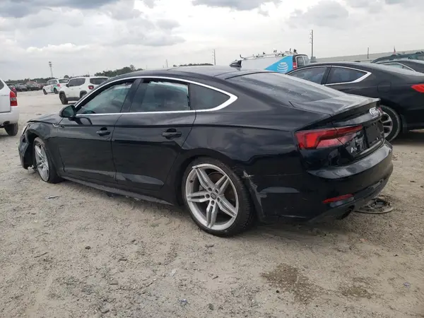 WAUFNCF55KA040858 2019 AUDI A5 - Image 2