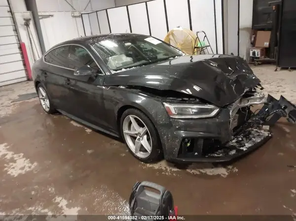WAUFNCF58JA011045 2018 AUDI A5 - Image 1