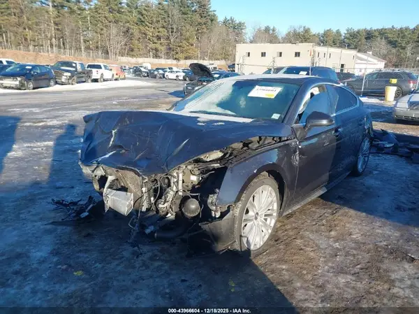 WAUFNCF59JA060464 2018 AUDI A5 - Image 2