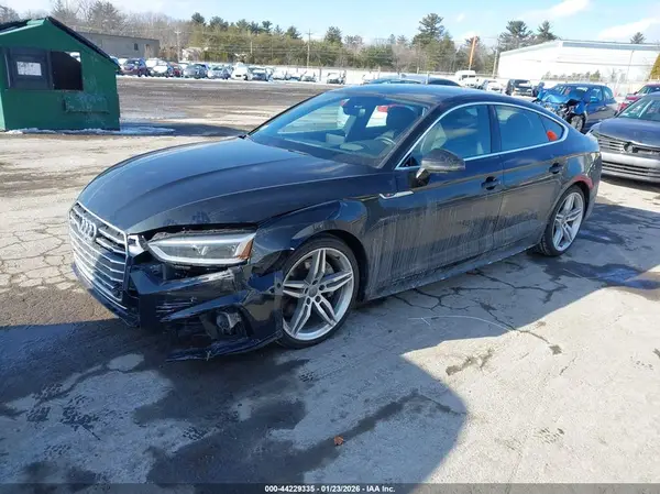 WAUFNCF5XKA057770 2019 AUDI A5 - Image 2