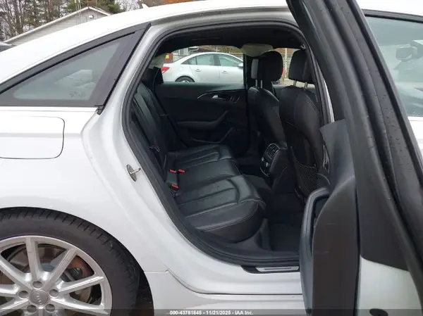WAUG3AFC4JN040807 2018 AUDI A6 - Image 8