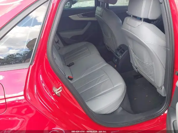 WAUGMAF40HN061802 2017 AUDI A4 - Image 8