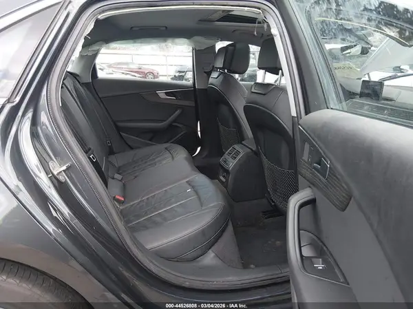 WAUGMAF40KA038616 2019 AUDI A4 - Image 8