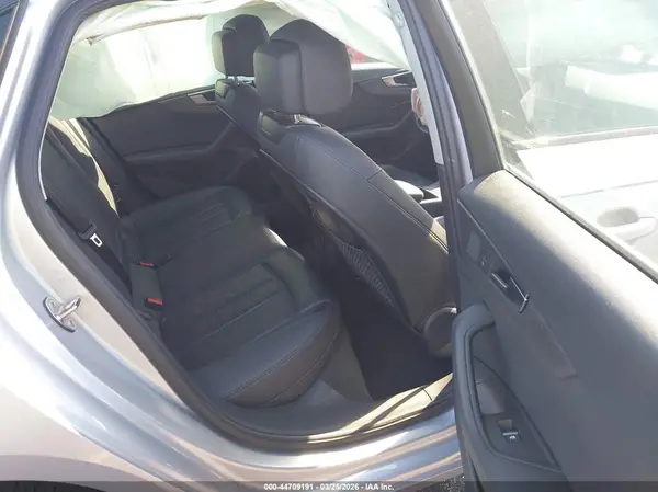 WAUGMAF40KA120619 2019 AUDI A4 - Image 8