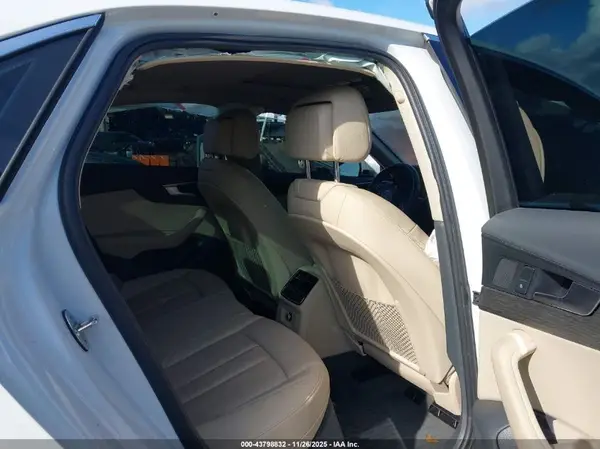 WAUGMAF40KN001137 2019 AUDI A4 - Image 8