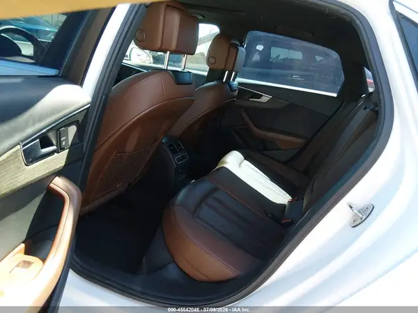 WAUGMAF40KN006967 2019 AUDI A4 - Image 8