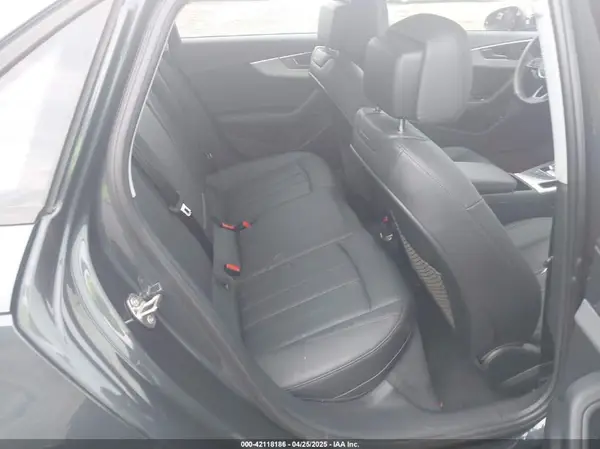 WAUGMAF41HN033670 2017 AUDI A4 - Image 8
