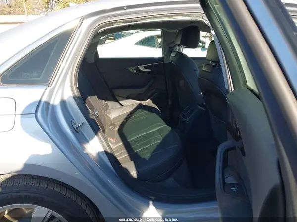 WAUGMAF41KA044957 2019 AUDI A4 - Image 8