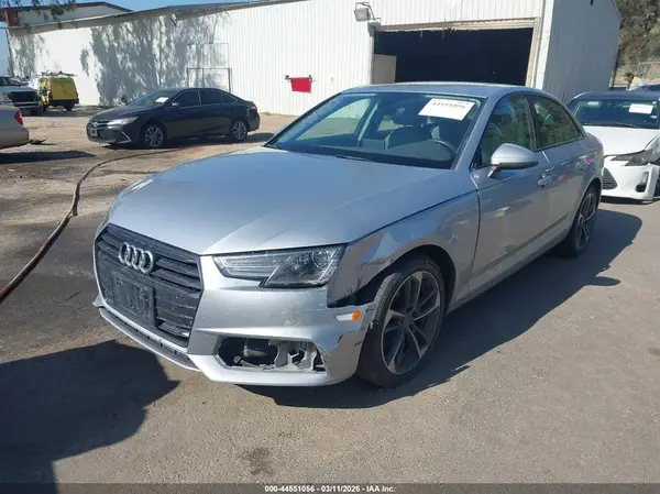 WAUGMAF41KA112836 2019 AUDI A4 - Image 2