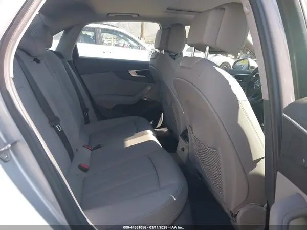 WAUGMAF41KA112836 2019 AUDI A4 - Image 8