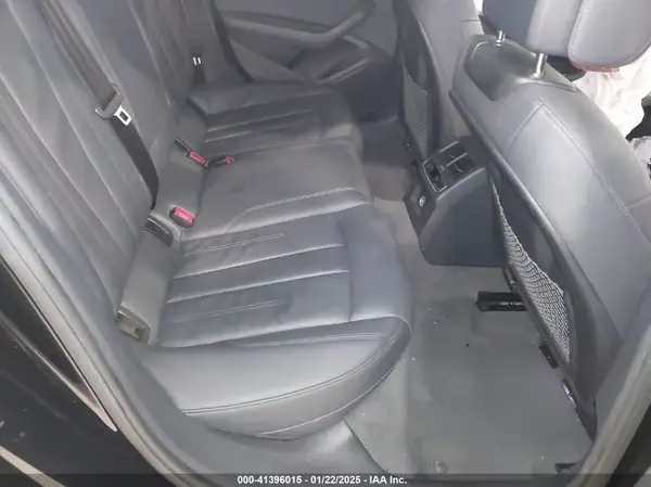 WAUGMAF41KN004998 2019 AUDI A4 - Image 8