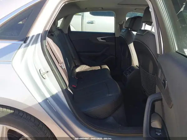 WAUGMAF42KA033059 2019 AUDI A4 - Image 8
