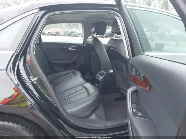 WAUGMAF42KN011345 2019 AUDI A4 - Image 8