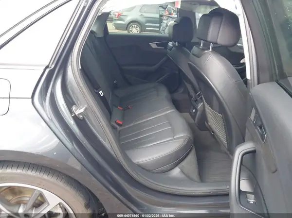 WAUGMAF42KN021194 2019 AUDI A4 - Image 8