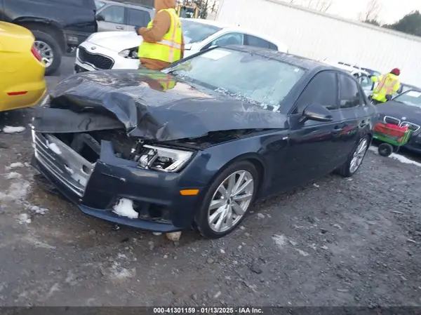 WAUGMAF43HN048557 2017 AUDI A4 - Image 2
