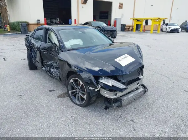 WAUGMAF43KN013668 2019 AUDI A4 - Image 1