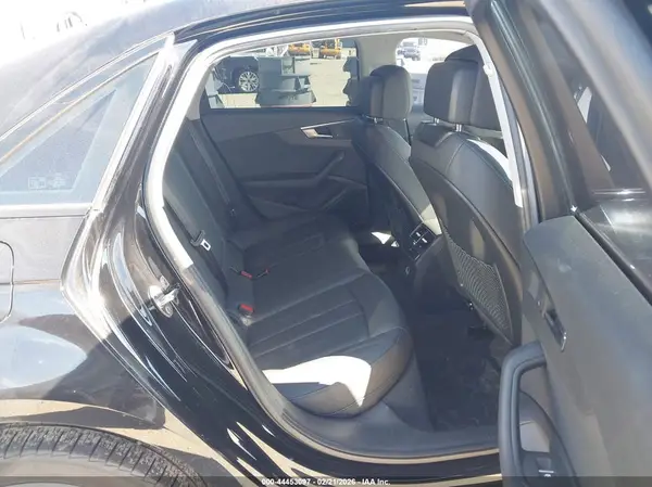 WAUGMAF43KN016456 2019 AUDI A4 - Image 8