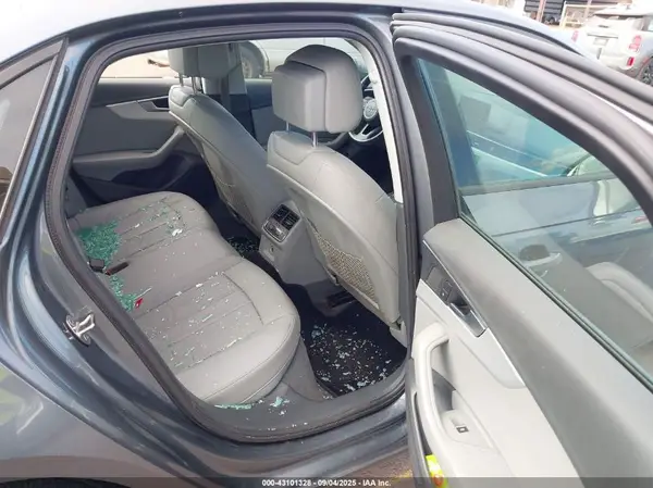 WAUGMAF44HN045439 2017 AUDI A4 - Image 8