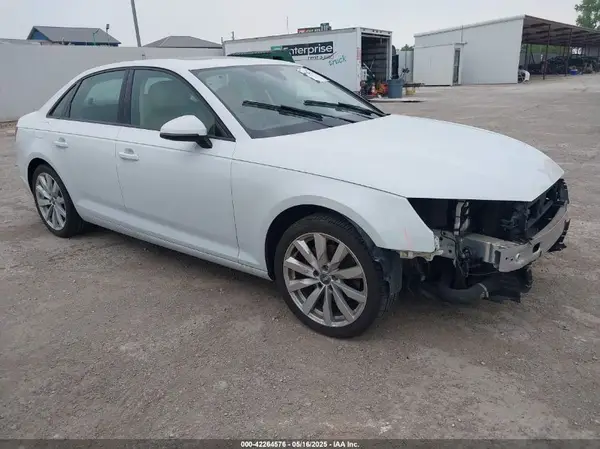 WAUGMAF44HN047501 2017 AUDI A4 - Image 1