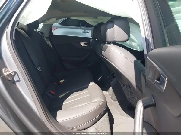 WAUGMAF44KN020659 2019 AUDI A4 - Image 8