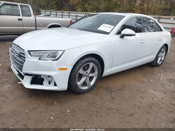 WAUGMAF45KN004132 2019 AUDI A4 - Image 2