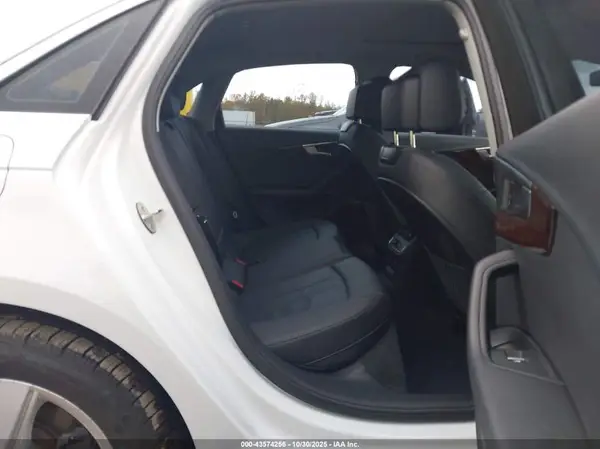 WAUGMAF45KN004132 2019 AUDI A4 - Image 8