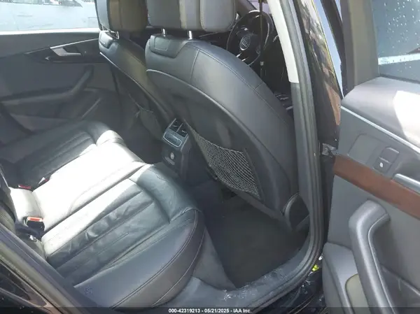 WAUGMAF46KN004947 2019 AUDI A4 - Image 8