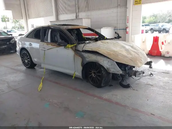 WAUGMAF46KN022381 2019 AUDI A4 - Image 1