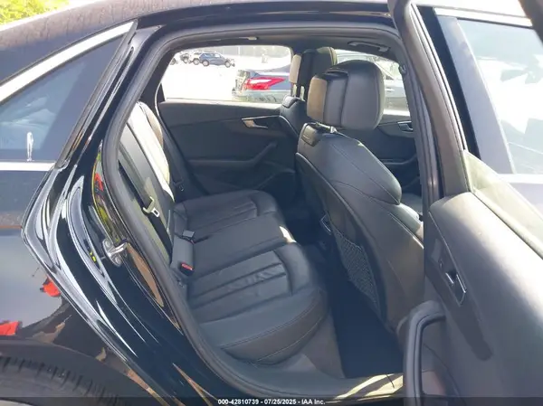 WAUGMAF47KA081530 2019 AUDI A4 - Image 8