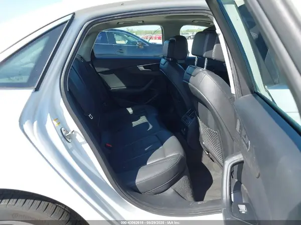 WAUGMAF47KN001605 2019 AUDI A4 - Image 8