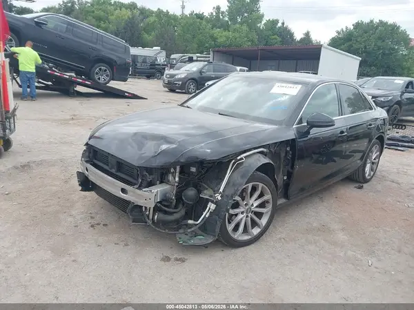 WAUGMAF47KN007999 2019 AUDI A4 - Image 2