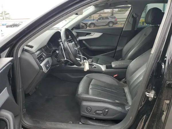 2017 AUDI A4 auction photo 7