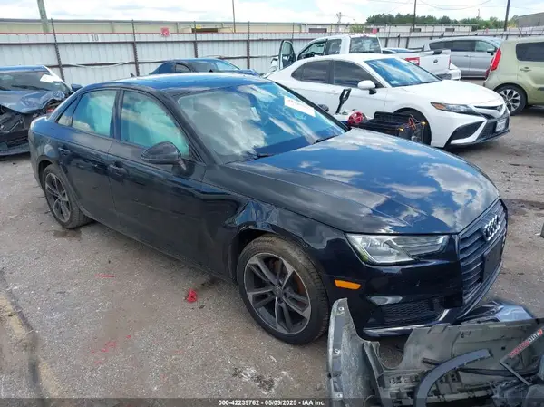 WAUGMAF48KN022186 2019 AUDI A4 - Image 1
