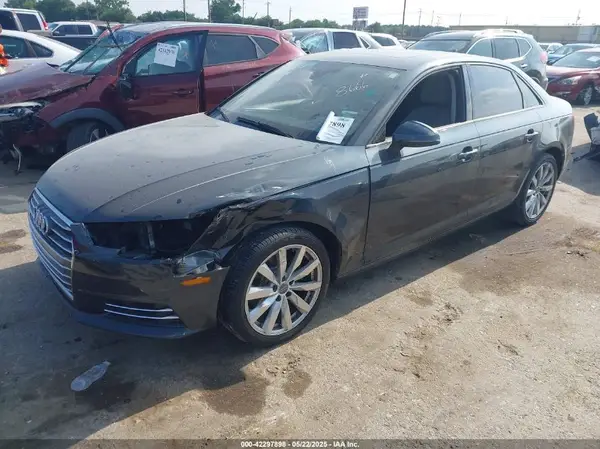 WAUGMAF49HN068666 2017 AUDI A4 - Image 2