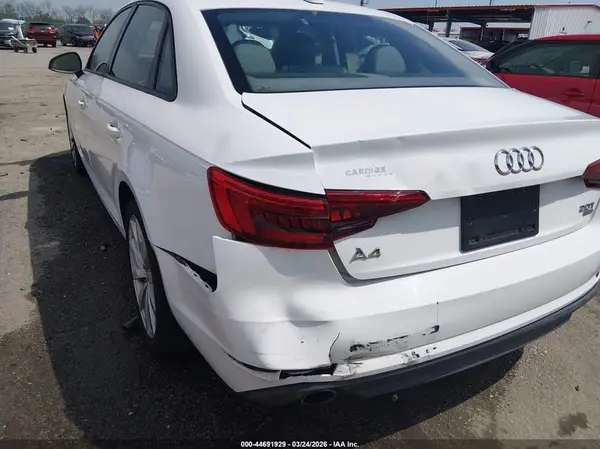 2017 AUDI A4 auction photo 6