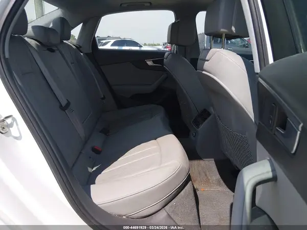 WAUGMAF4XHN060821 2017 AUDI A4 - Image 8