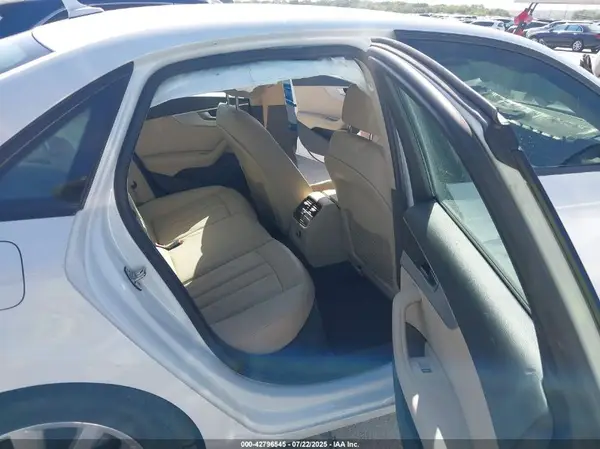 WAUGMAF4XHN067025 2017 AUDI A4 - Image 8