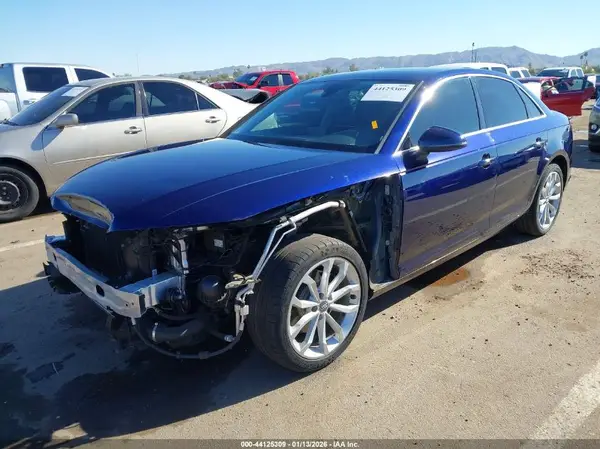 WAUGMAF4XKN001078 2019 AUDI A4 - Image 2