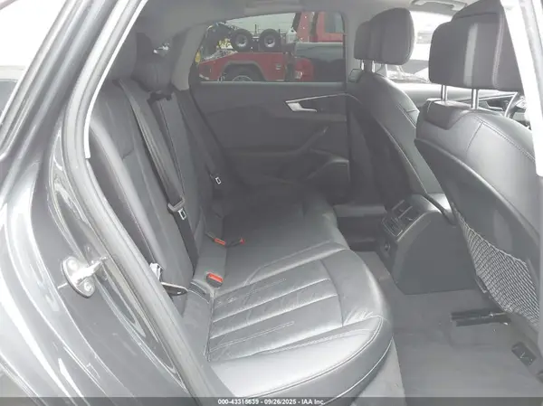 WAUGMAF4XKN004921 2019 AUDI A4 - Image 8