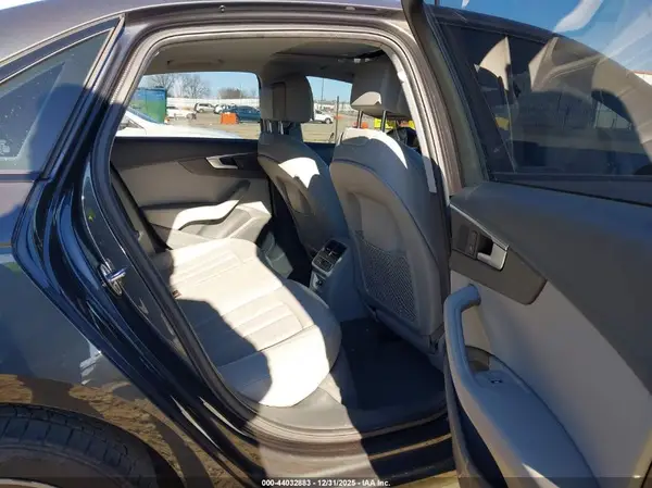 WAUGMAF4XKN016177 2019 AUDI A4 - Image 8