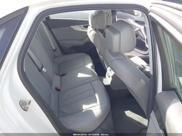 WAUGNAF41HN044780 2017 AUDI A4 - Image 8