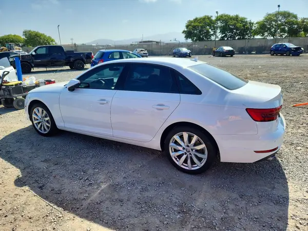 WAUGNAF42HN004966 2017 AUDI A4 - Image 2